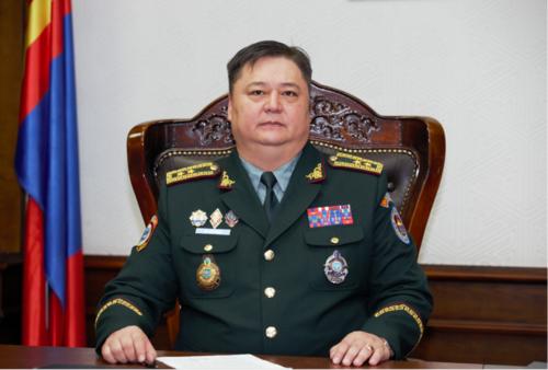 蒙古国警察总局局长包勒德，简历、制服、警衔和勋章