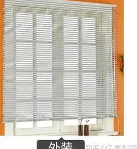 这4种窗帘既实用又美观你家有吗,窗帘是家居装饰不可或缺的一部分