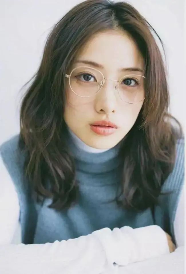 眼镜封印住的颜值怎么拍,眼镜封印了颜值怎么办