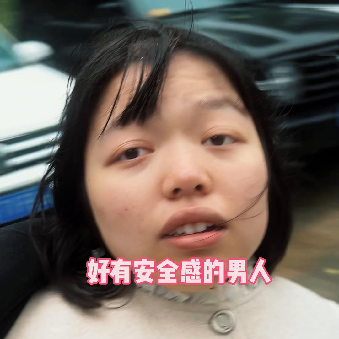 挑战给没爱情的闺蜜拍100部爱情片,没啥恋爱经验的闺蜜拍100部爱情片