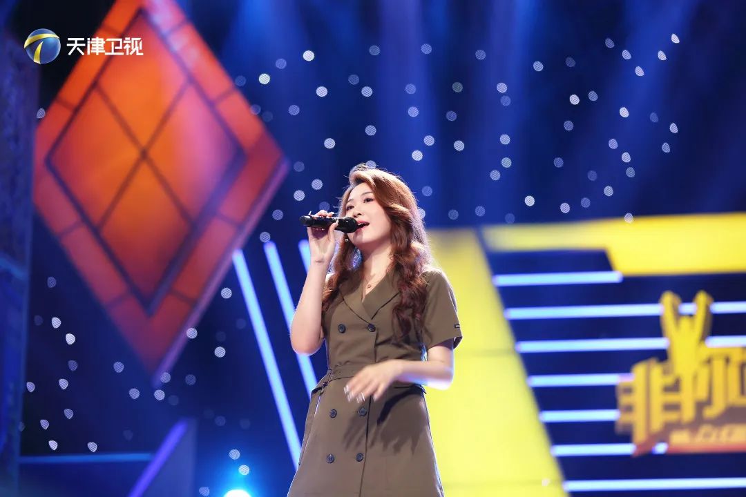 非你莫属求职姑娘要10000元实习,非你莫属空乘专业求职完整版