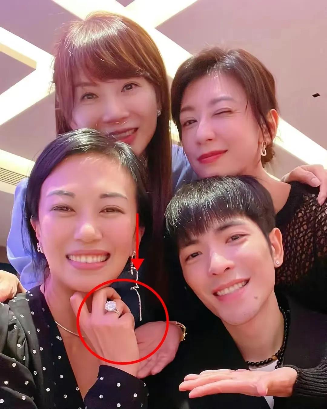 萧敬腾曝光过几次恋情,萧敬腾以前有过几个女朋友