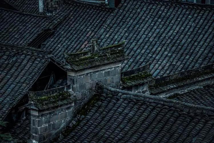 古人夜壶是怎么用的,古人是如何使用夜壶的