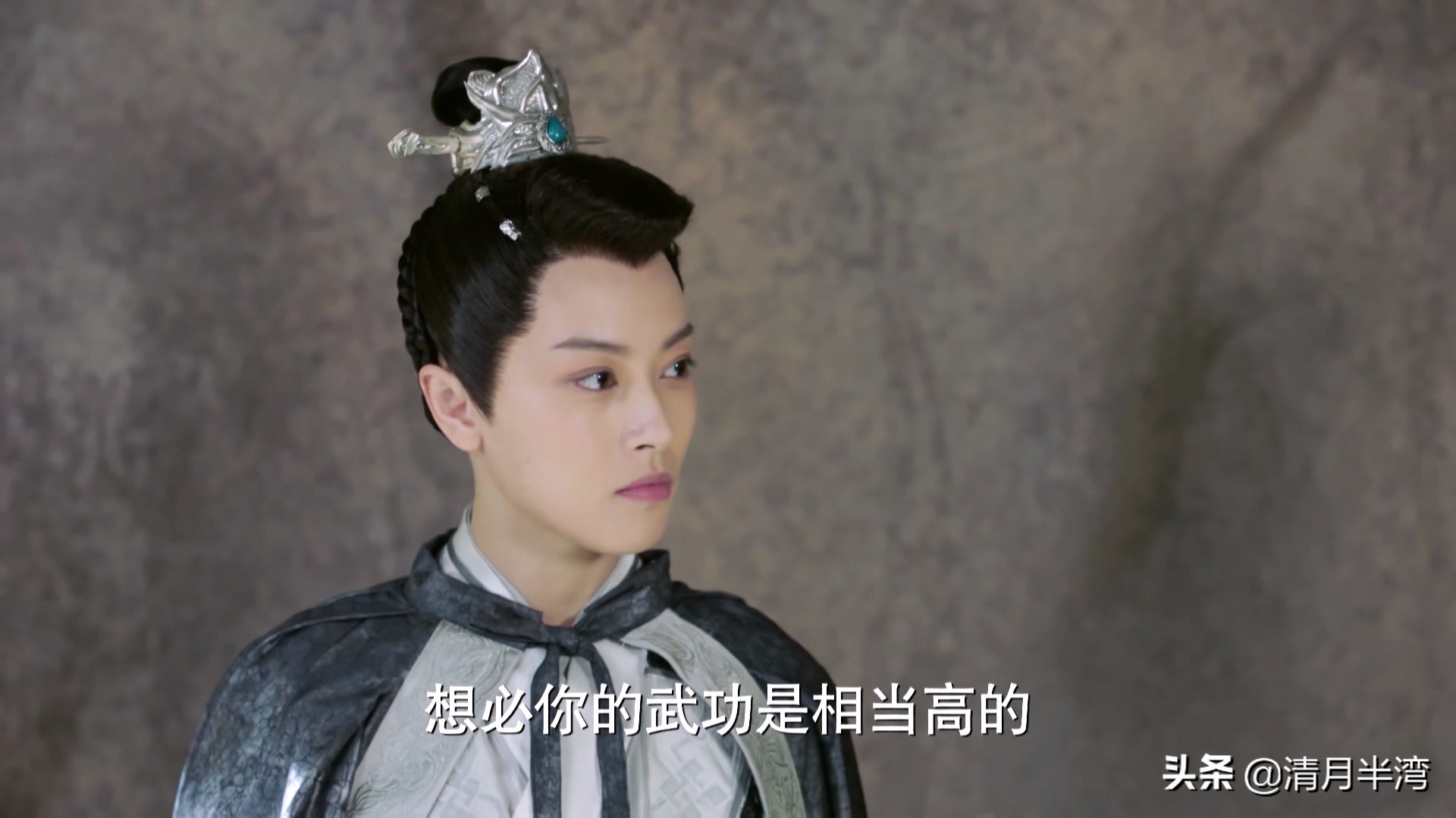 舍不得口红眼线假睫毛,就别女扮男装了,这13位反串才叫尊重观众