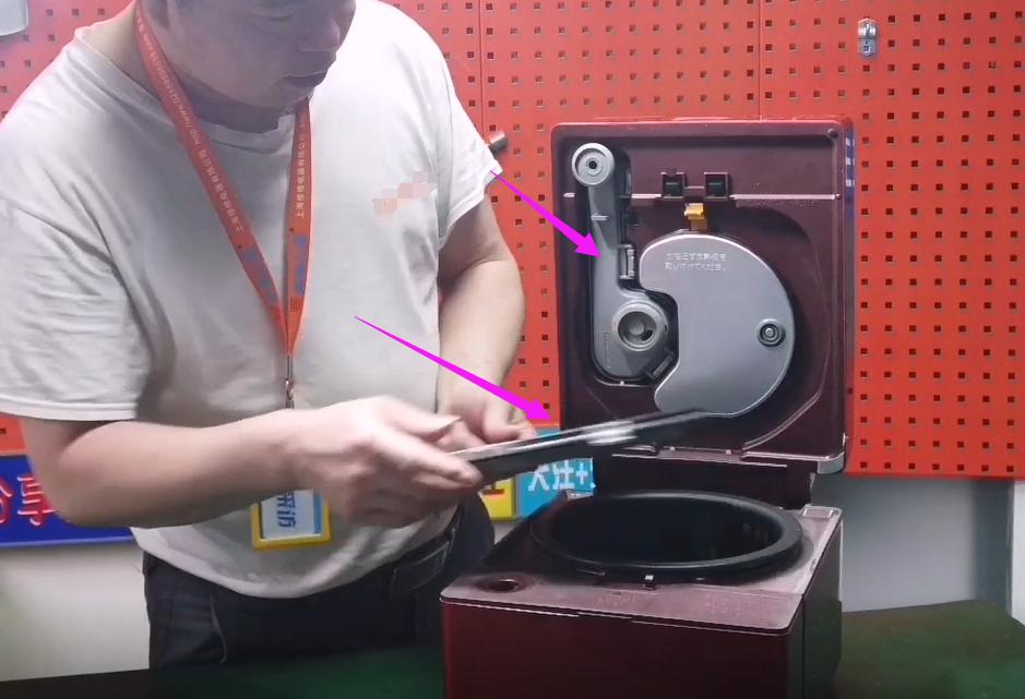 电饭煲内胆涂层如何自己维修,三菱电饭煲故障代码表大全图解