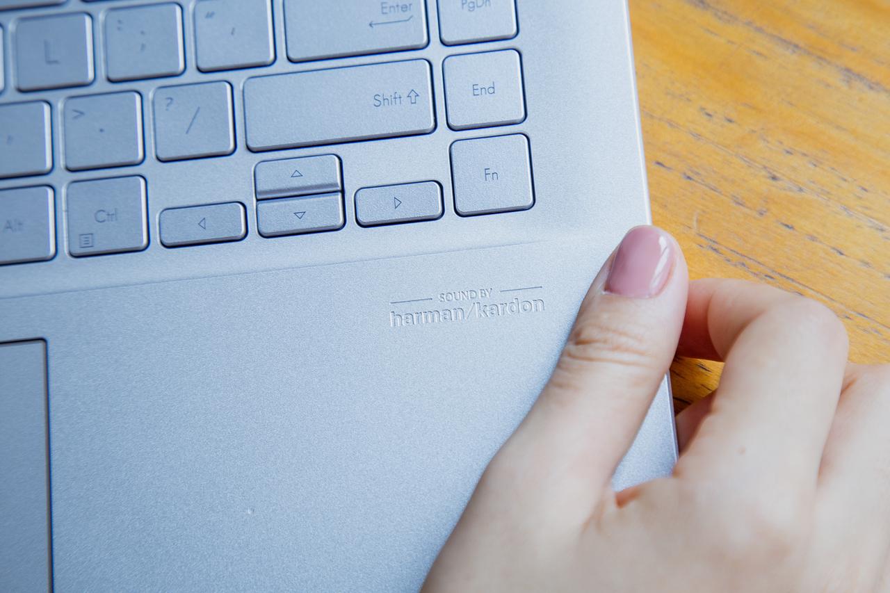 大一新生应如何选择笔记本电脑,大学常用的笔记本要什么配置