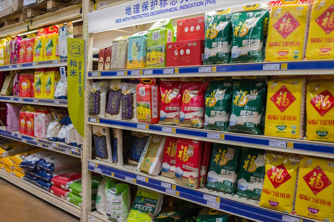 为什么大米放在塑料瓶里不会生虫,家里大米怎么放不长虫