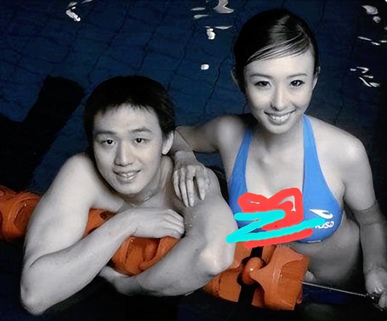 被前任一渣再渣，私密照两次外泄，车模*兽兽**看男人的眼光太差了