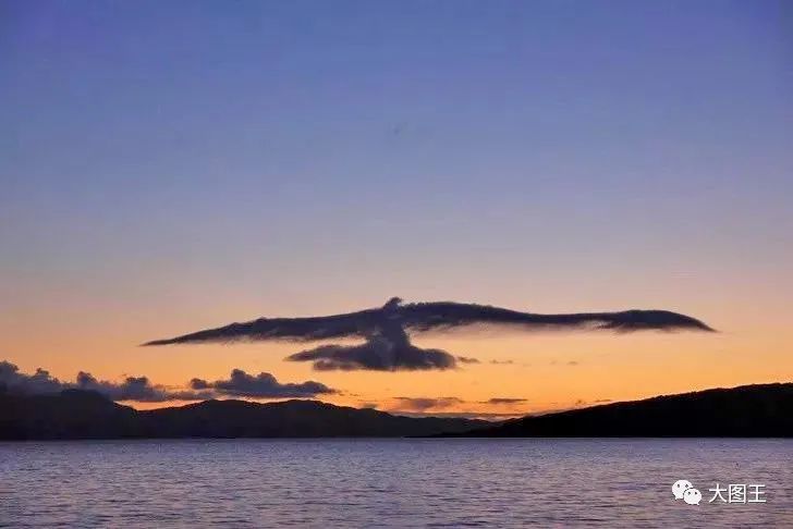 十种最罕见的云,极为罕见的云图片