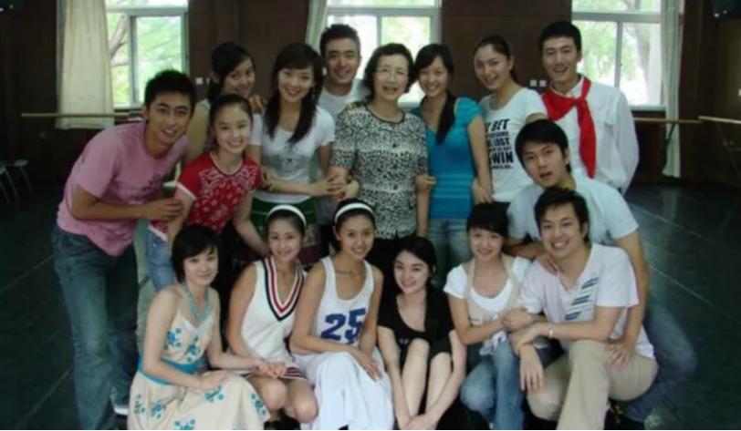 颖儿现在有多瘦,颖儿是怎么一下瘦40斤