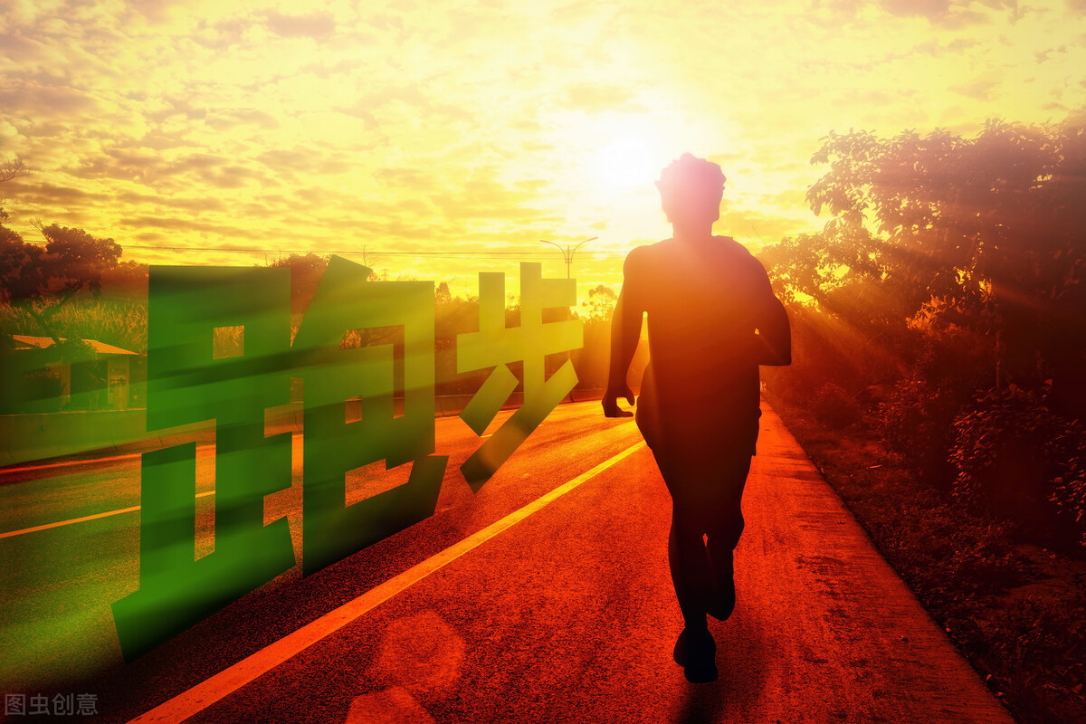 足球球员无球训练,足球不光靠体力也要靠智商