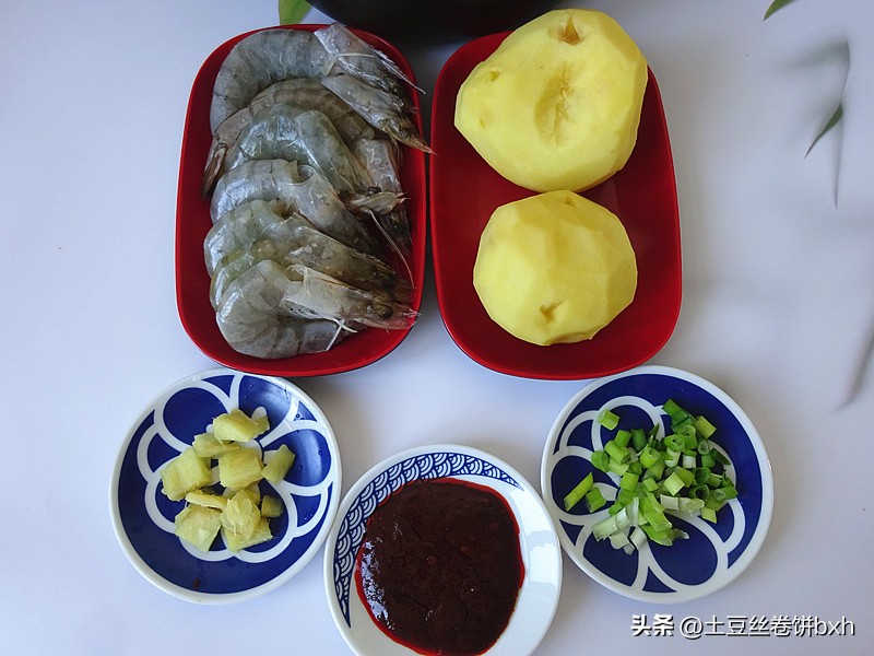 小炖虾怎么做才好吃,白菜炖虾做法教程