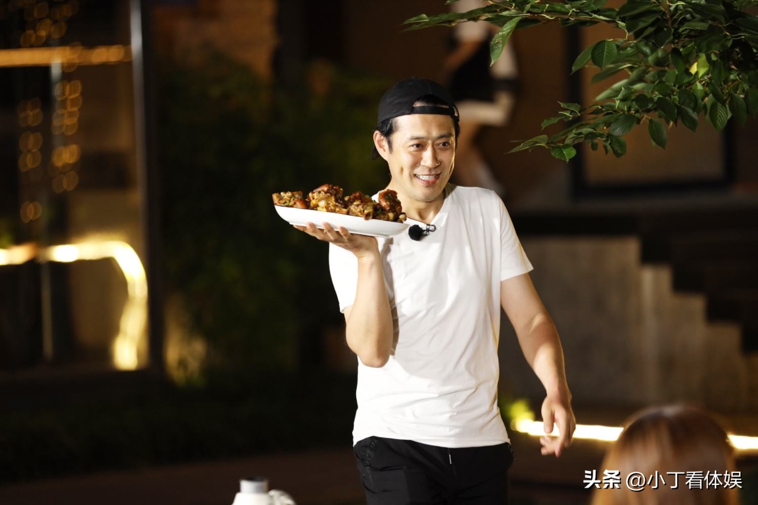 演员刘钧现状,刘钧演员年轻的时候