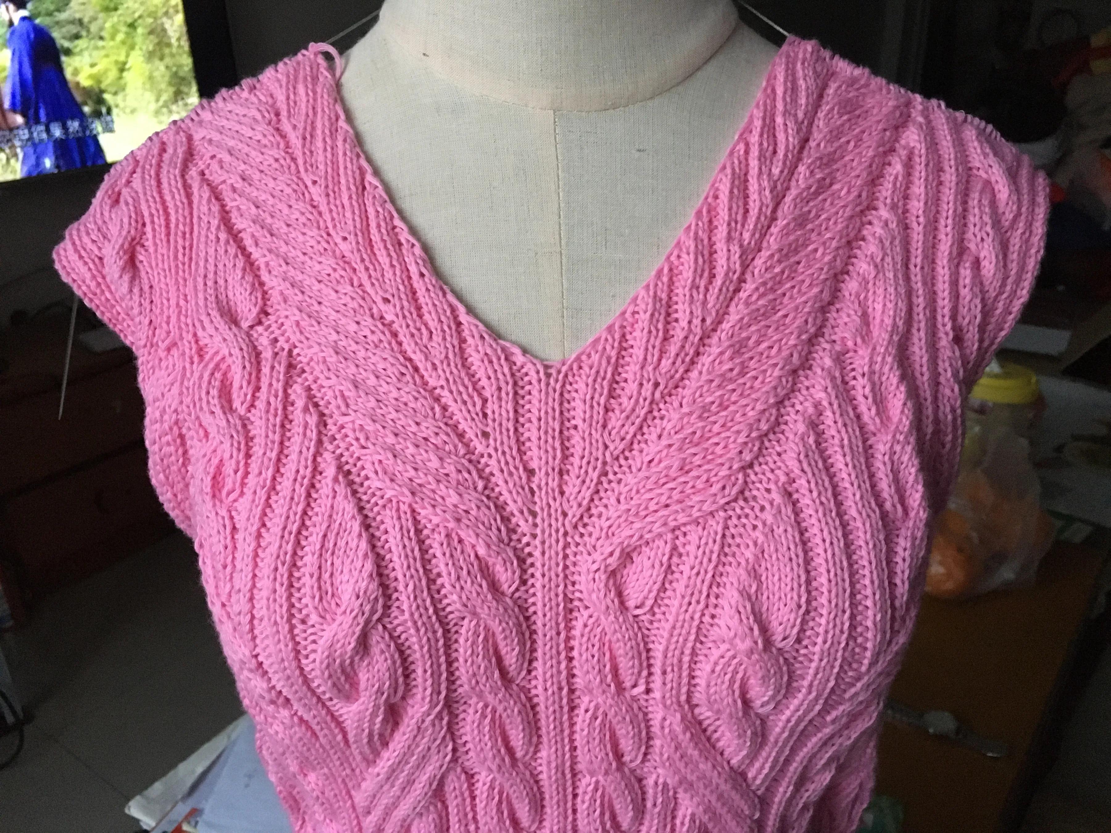 用棉线织的毛衣暖和吗,棉纱线编织成衣服