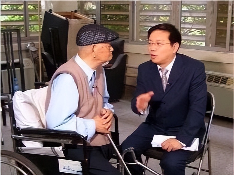 1952年救命恩人被举报贪污，毛主席惊讶：这不可能，我要问问恩来