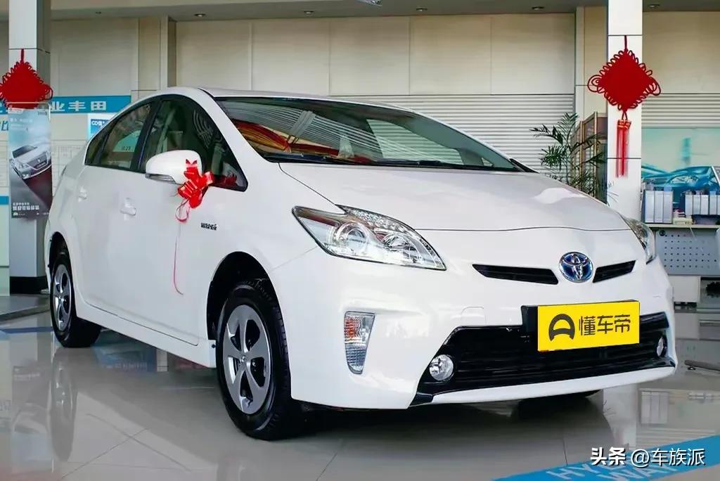 混动车与纯混动车有哪些优缺点,混动汽车和燃油车相比的优劣势