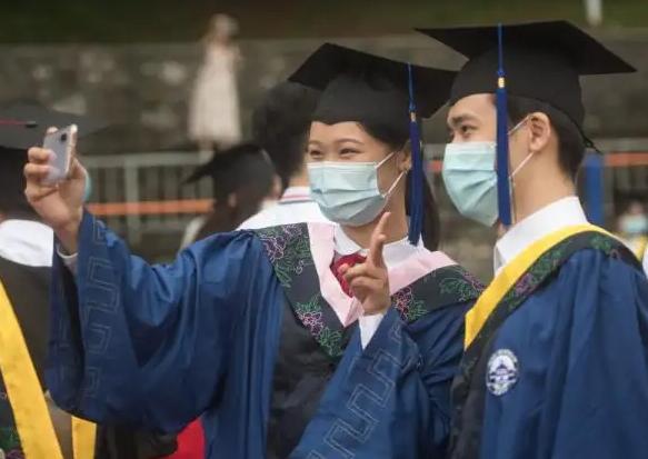 985学霸被劝退,985学霸休学一年不求上进