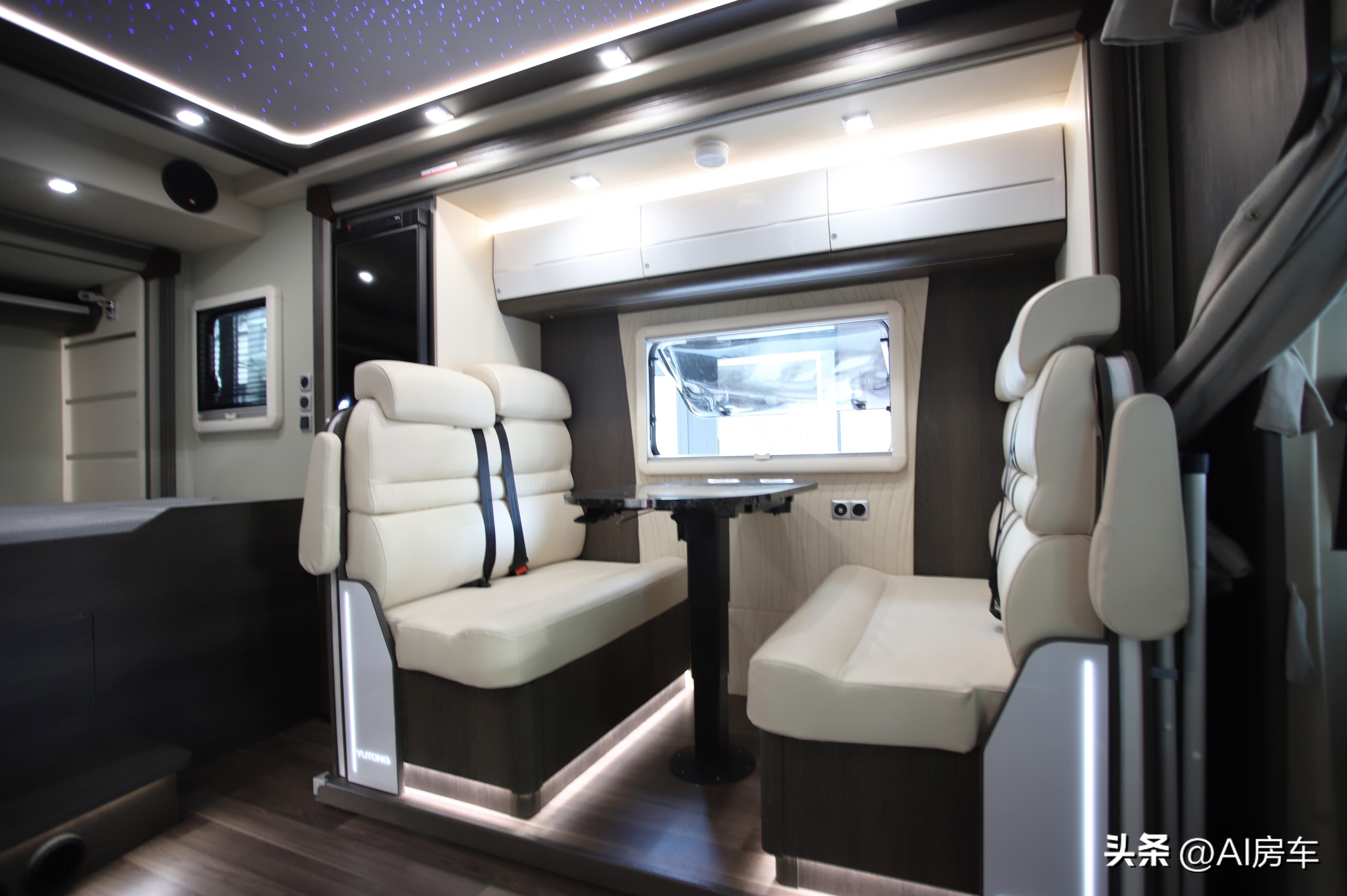 超豪华的房车图片大全,国产豪华房车内部图片