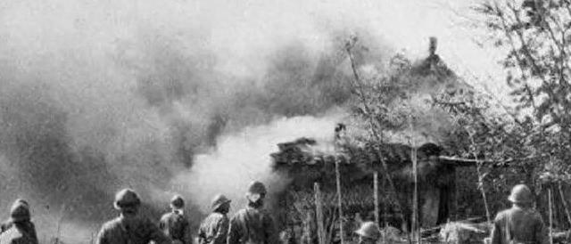 1939年*荣臻聂**带领队伍来到野三坡，村民：你们是反清复明的队伍吗