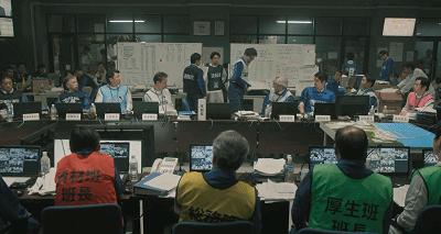 全网追着骂！网飞史上最大尺度，打一星冤了…