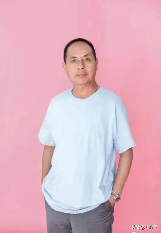 王国根先生现代诗作品专集欣赏（一）