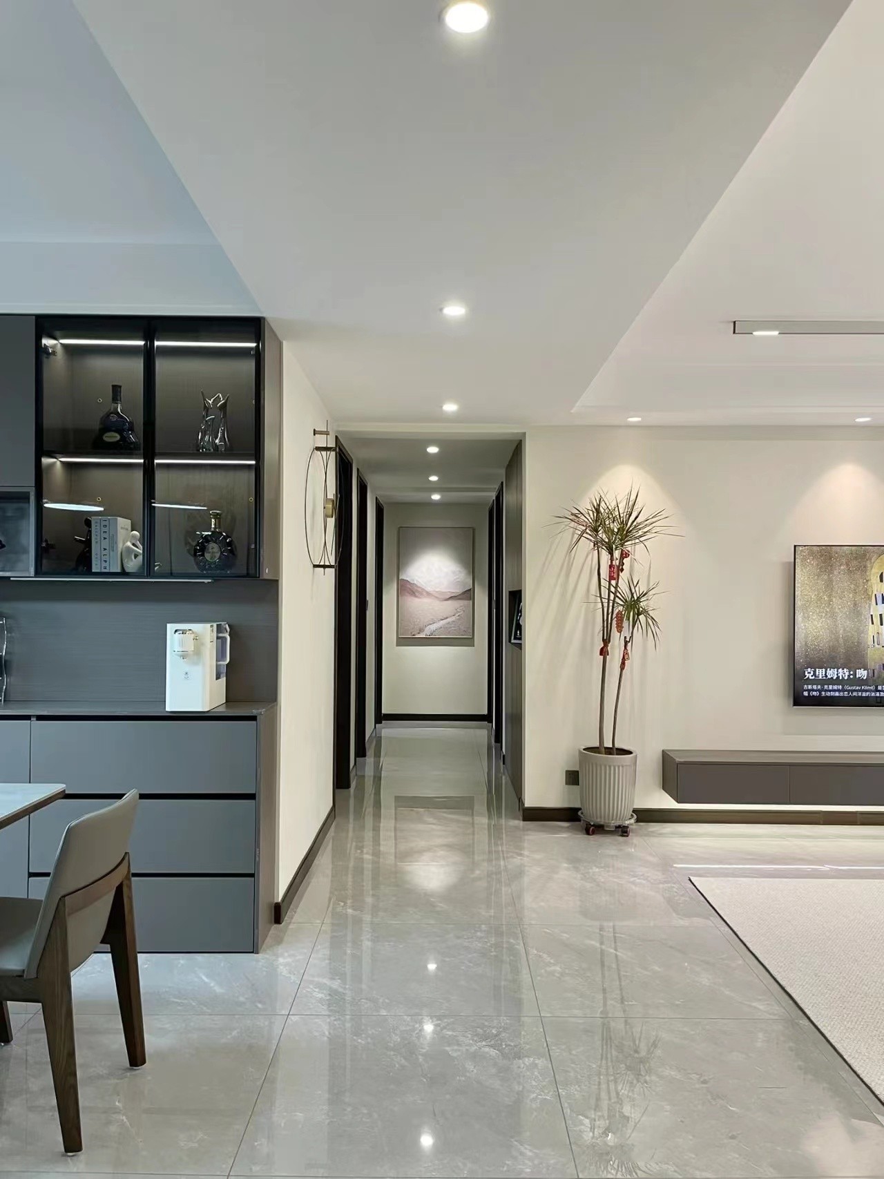 河南发现一户人家，光一个电视柜就圈粉无数，全屋更没有一丝俗气