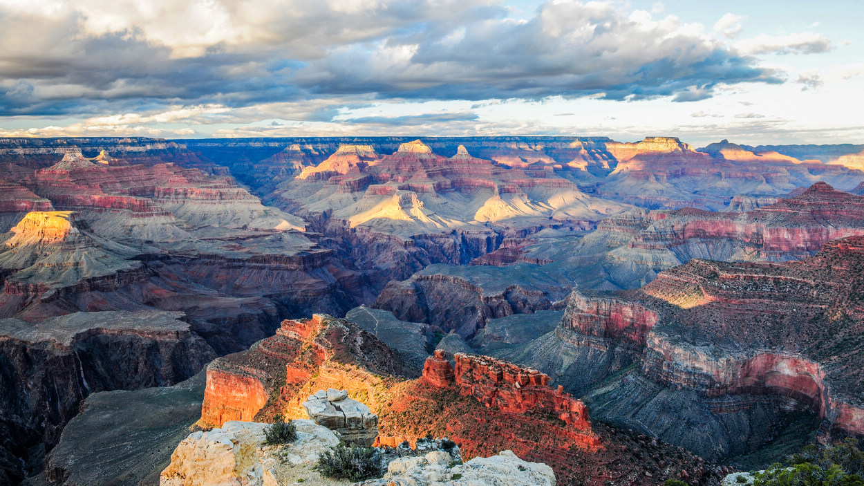 科罗拉多大峡谷探索之旅书籍,科罗拉多大峡谷纪录片