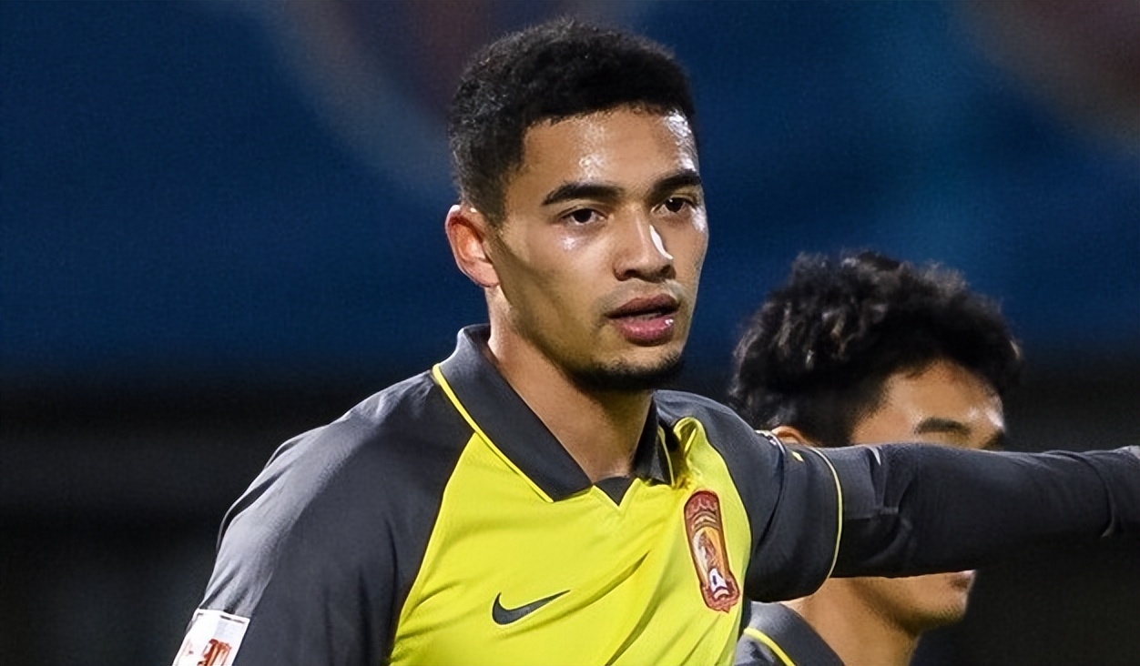 郑智的教练证能执教恒大吗,郑智转型