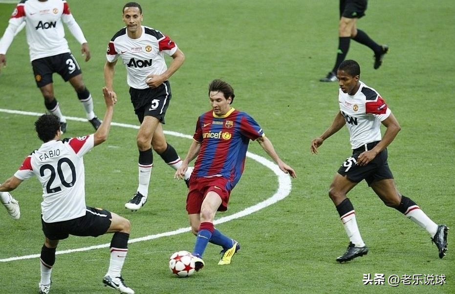 哈维说巴萨的大门永远向梅西敞开,巴萨三冠王哈维带领球迷喊出梅西