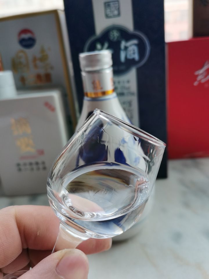 青花汾有品鉴酒吗,53度青花汾复兴版品鉴
