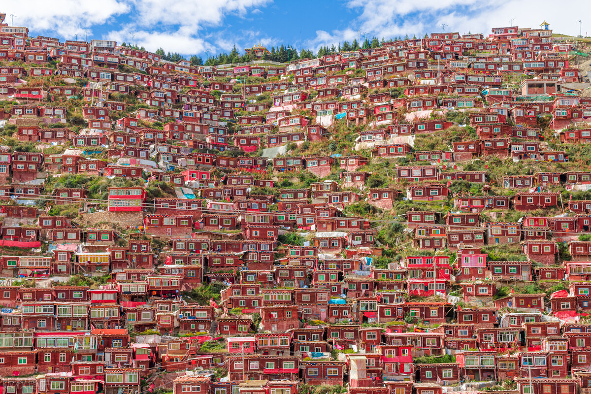 云贵川三地好玩的地方,云贵川附近哪个景点景色最好
