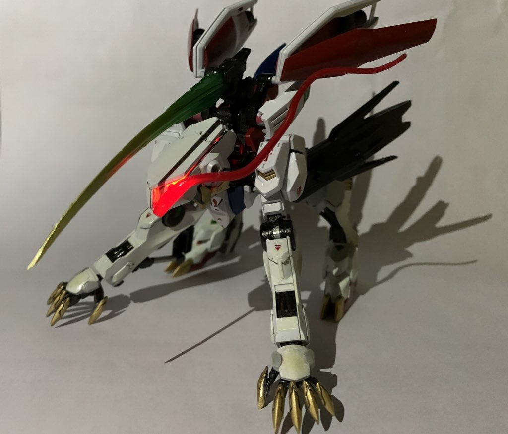 一趴变形，巴巴托斯牙狼模型