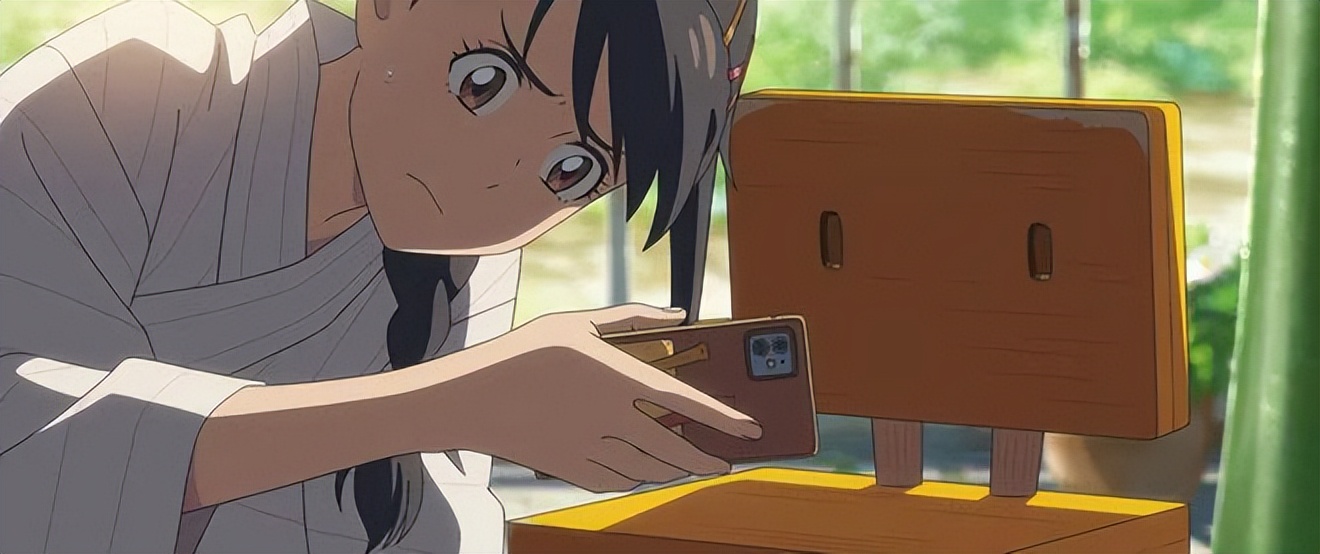 铃芽之旅第一天票房,铃芽之旅票房超过你的名字了吗