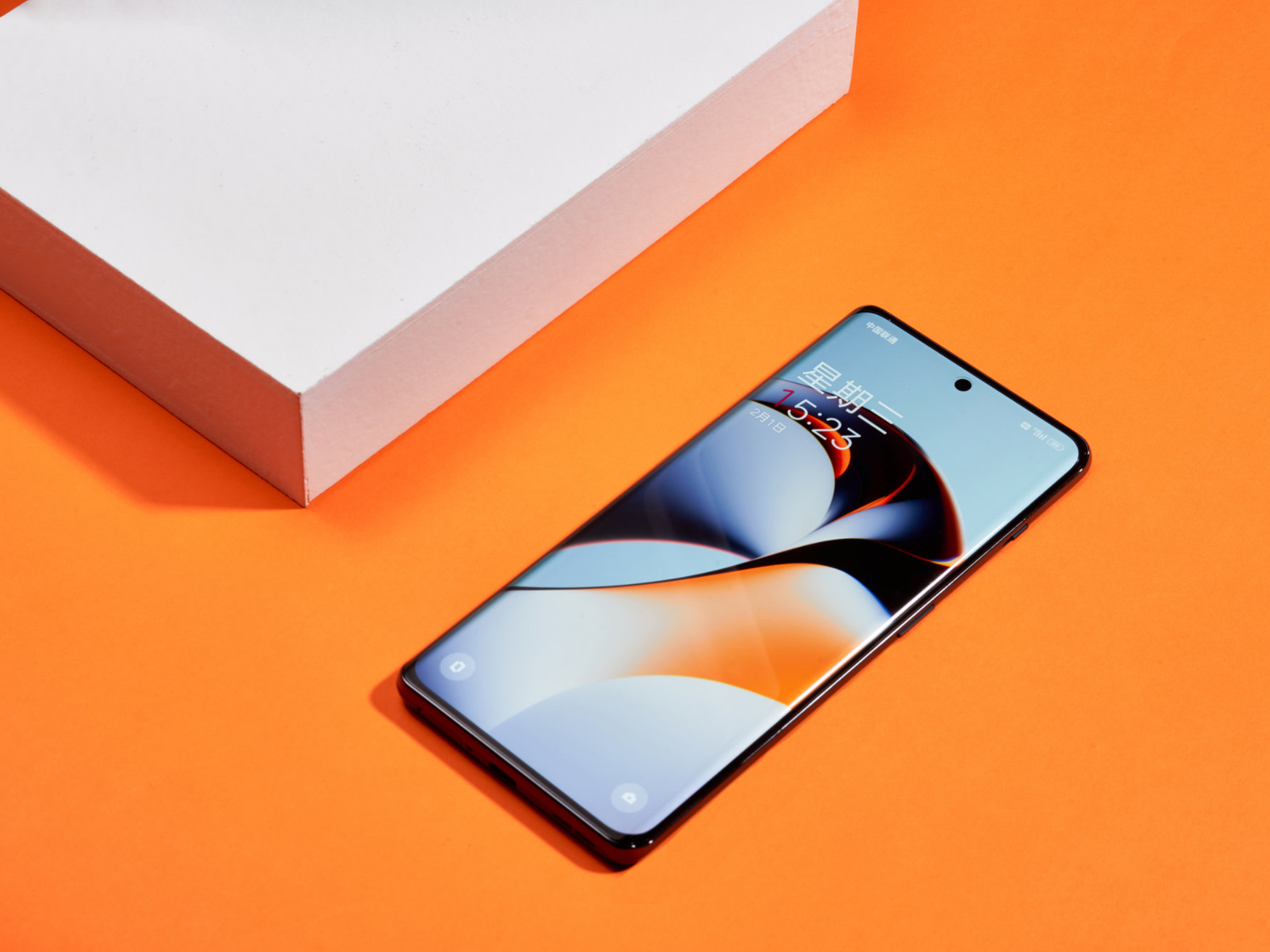 iqooneo7对比骁龙8,iqooneo82699入手亏吗