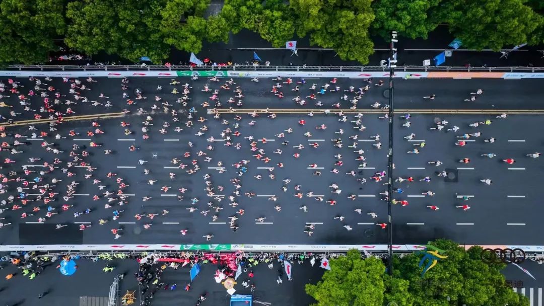 万万没想到...你是什么跑者，赛场上看一眼装备就知道