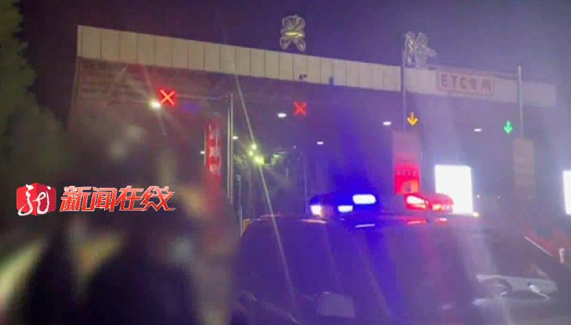 男子网购配件被抓,男子买零件自己装枪支被抓