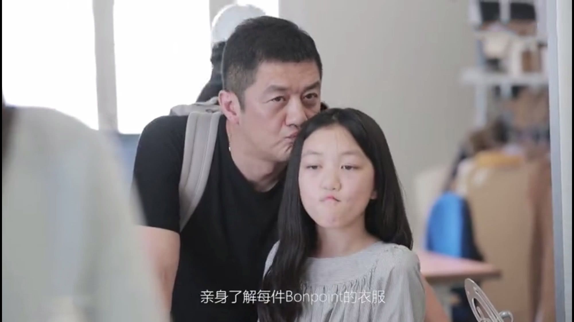 王菲女儿兔唇是什么原因造成的,王菲的女儿兔唇怎么治疗的