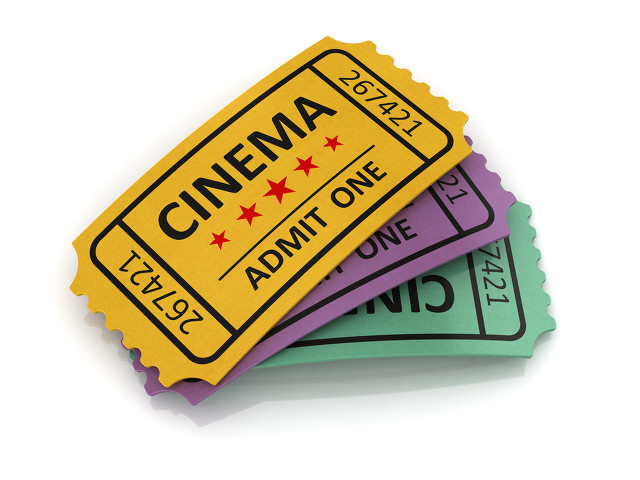 大闹电影院才换来一副免费的3D眼镜？