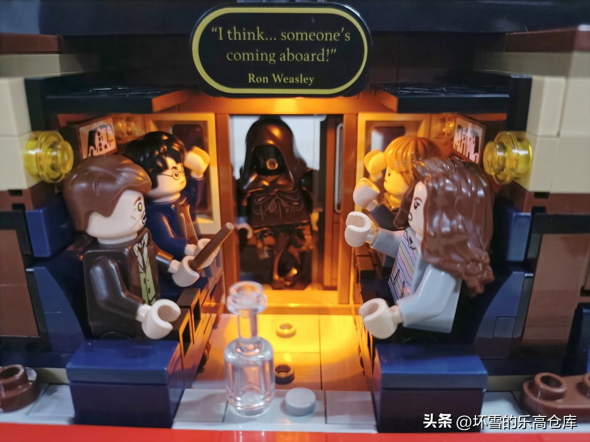 边看哈利波特，边拼乐高：爆肝试玩76405霍格沃茨特快