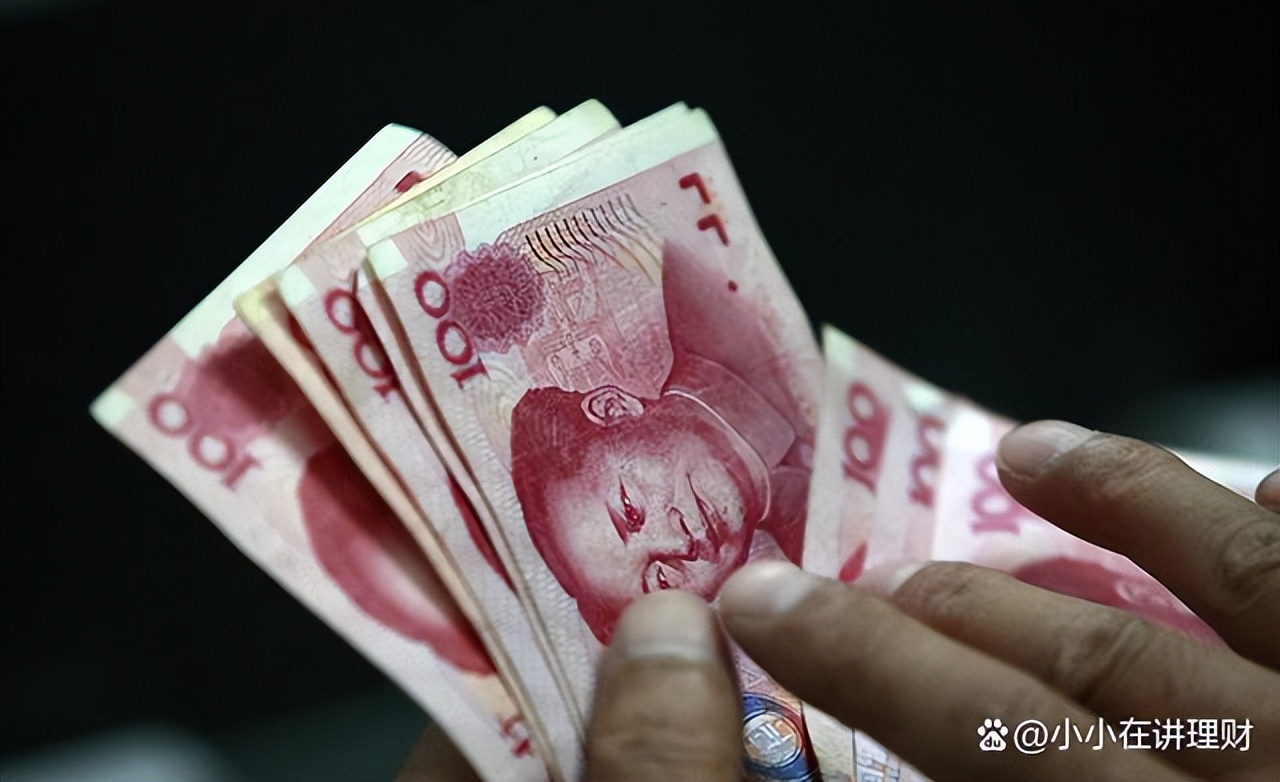 手握10万投资什么赚钱,手握10万现金投资什么最好