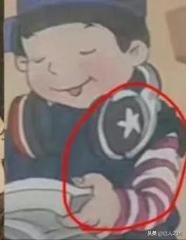 课本眯眯眼争议,小学课本眯眯眼的女孩