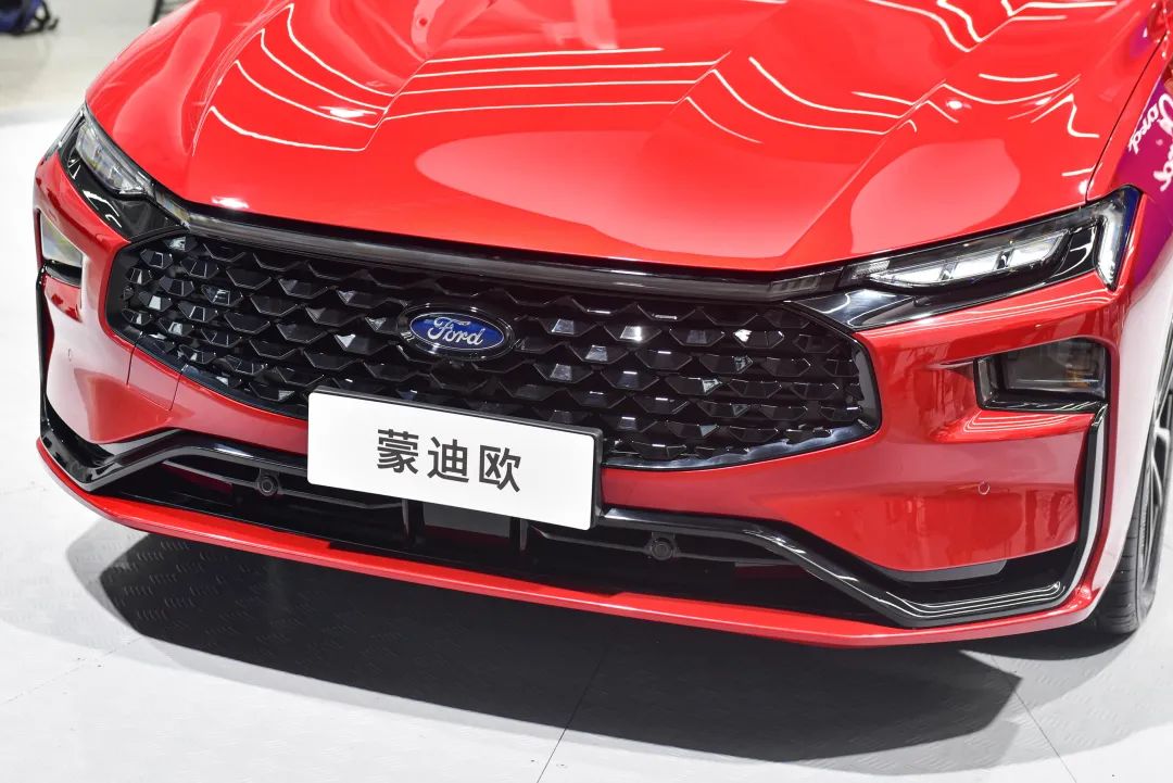 18款蒙迪欧2.0顶配深度测评,2.0凯美瑞和1.5t蒙迪欧哪个动力大