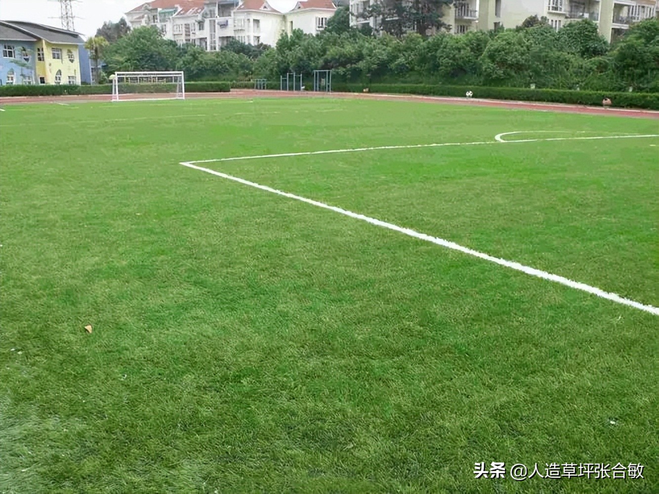 运动场人造草坪施工,体育场人造草坪的施工流程