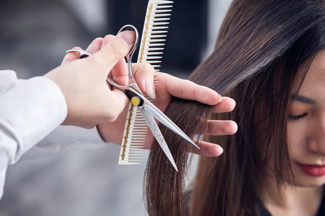 办卡美发店跑路,办卡跑路骗局