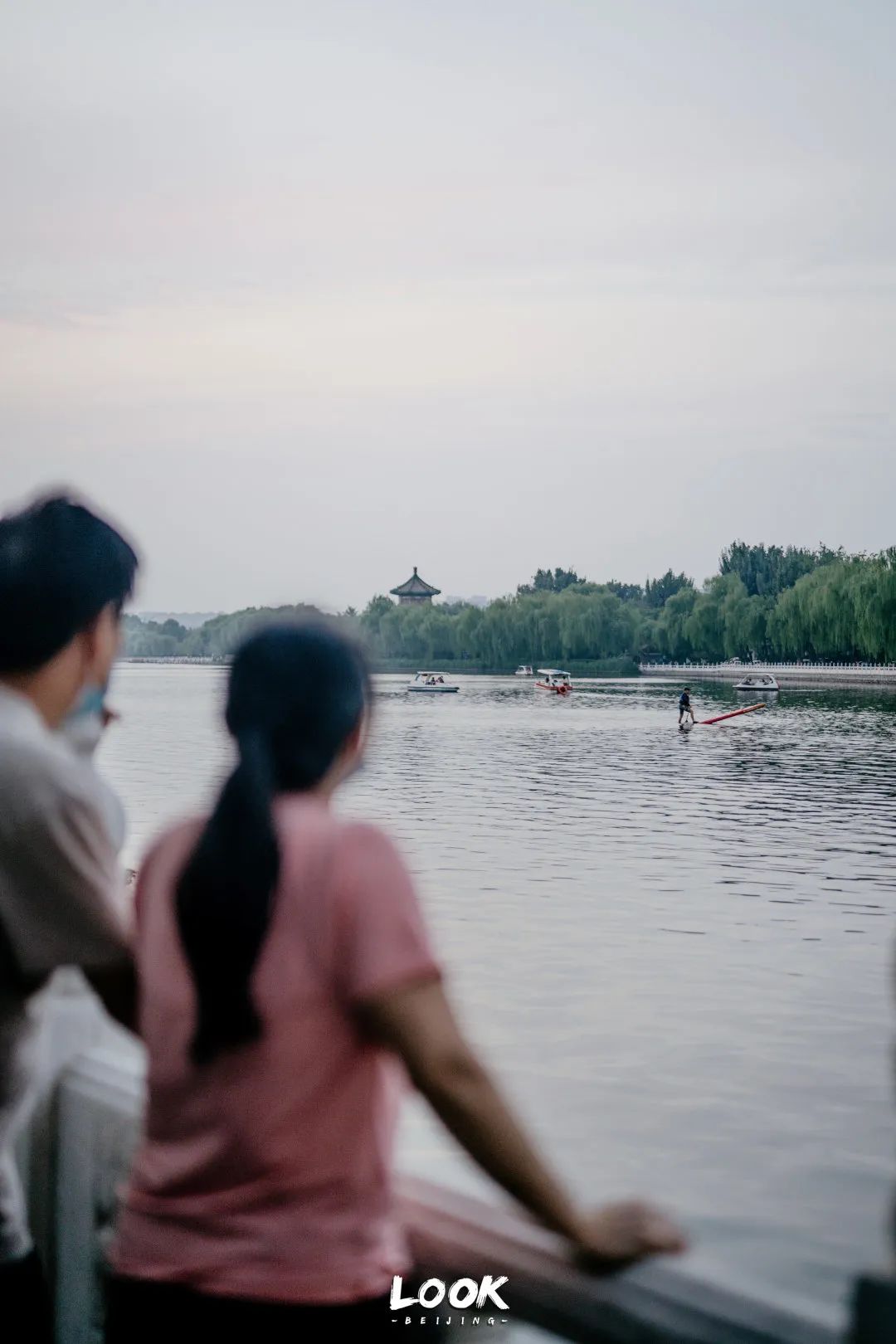 北京什刹海晚上游玩路线,北京什刹海风景秋天攻略