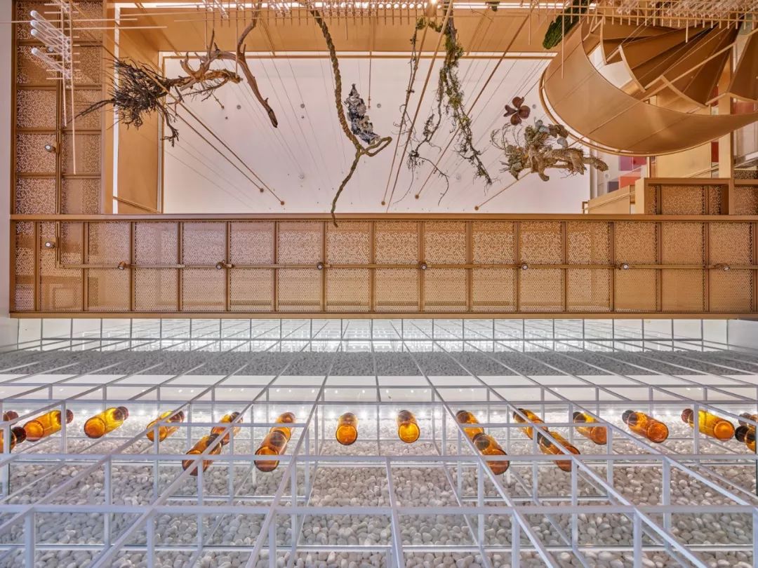 台湾分子药局|比咖啡店还精致的街边药房