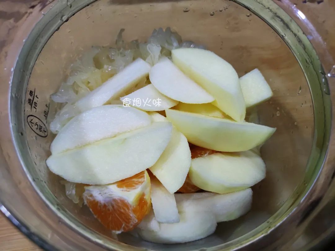 中年人想长寿常吃三种食物,老年人适合的清肺润肺食物