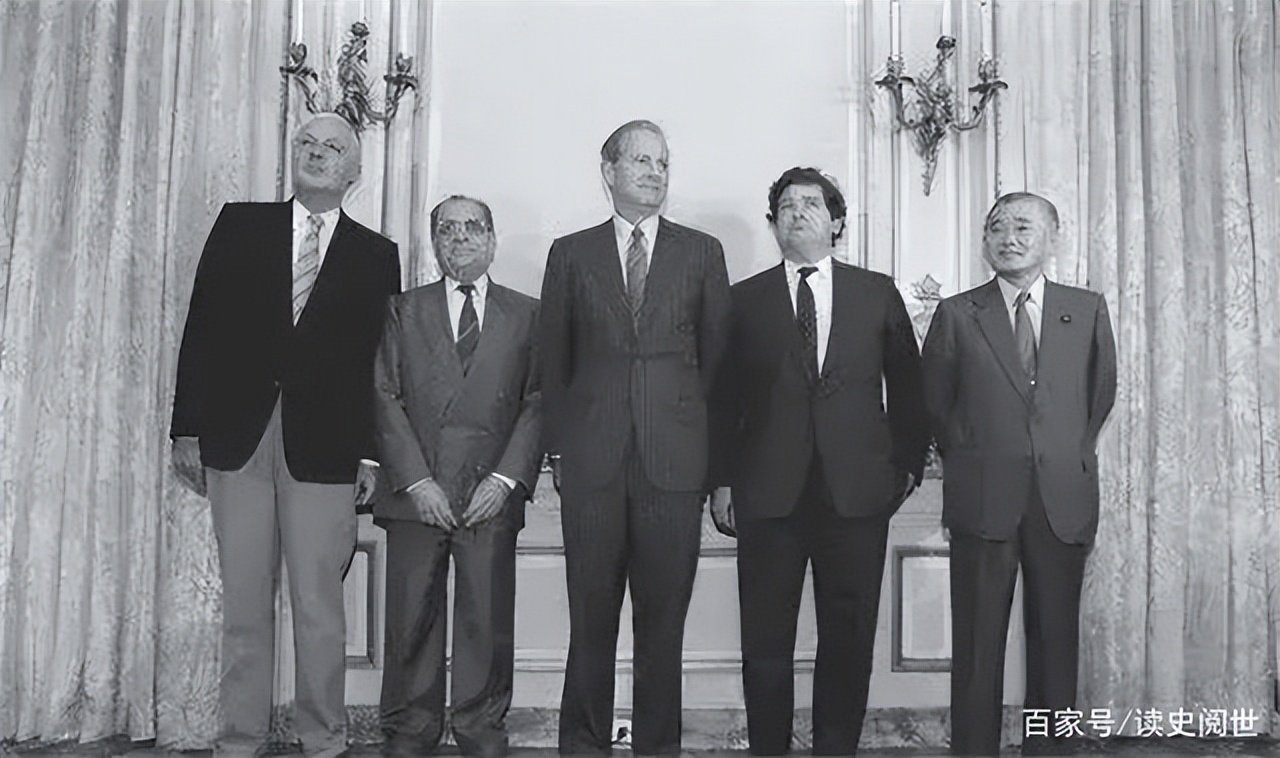 日本房价暴跌后没买房的过得怎样,日本房价暴跌没买房子的人怎么样