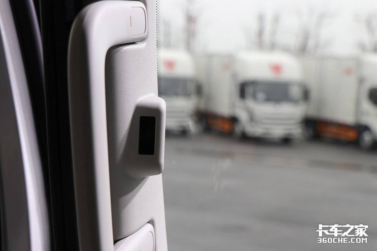 江铃凯运对比五十铃,庆铃五十铃m100最新款轻卡单排