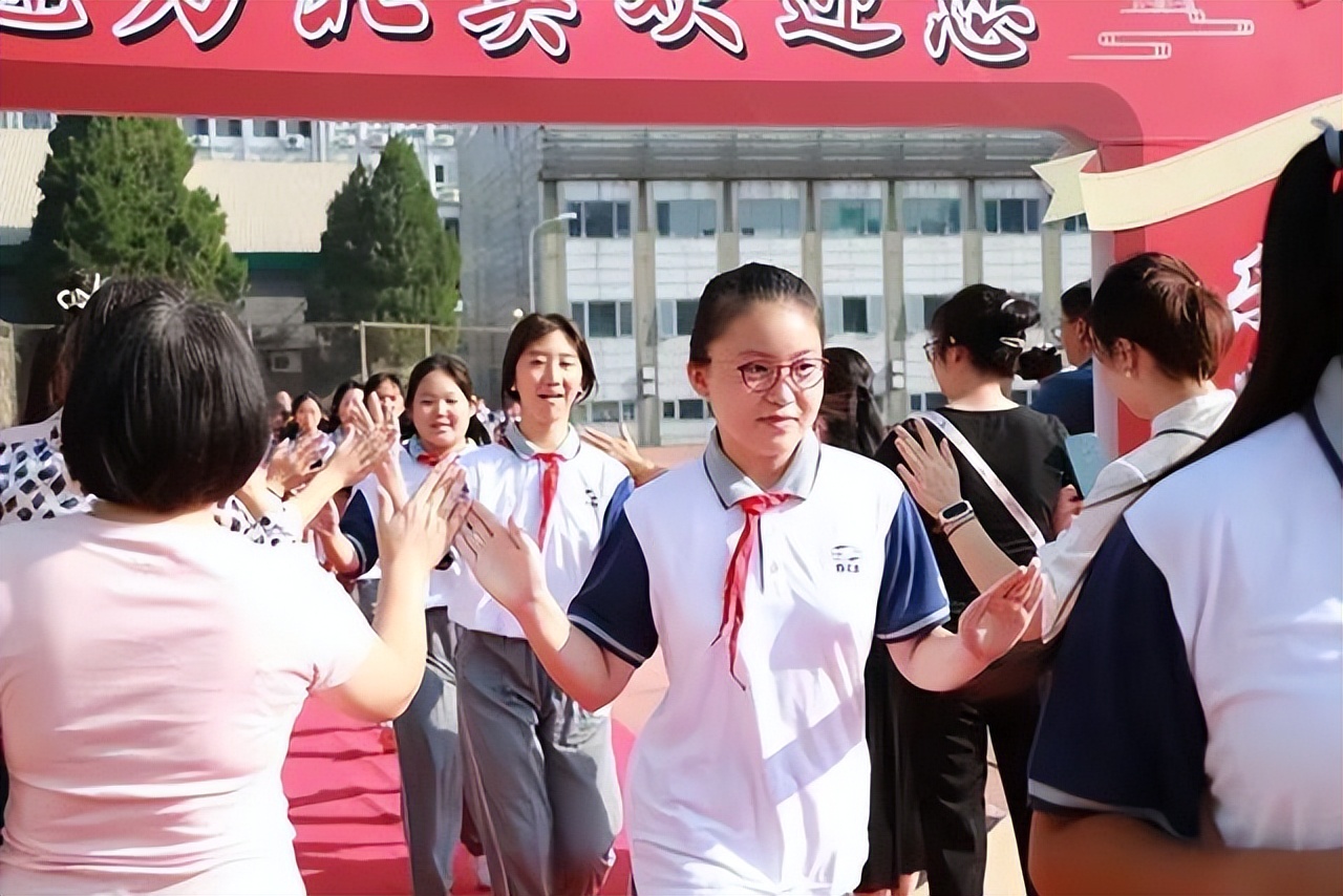 北京实验学校举行盛大开学典礼，续写魅力教育新篇章